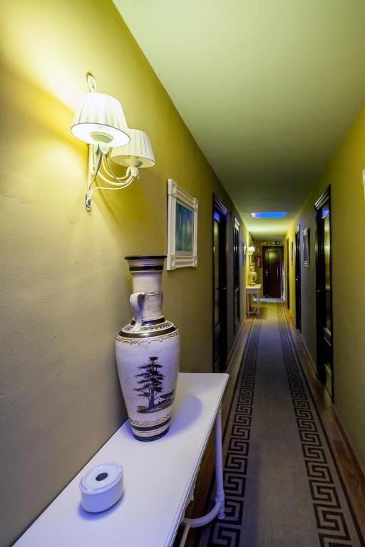 Hostal El Caballo Blanco Osuna Exteriör bild