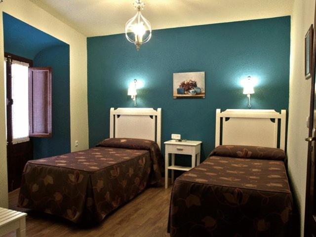 Hostal El Caballo Blanco Osuna Exteriör bild