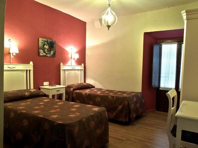 Hostal El Caballo Blanco Osuna Exteriör bild