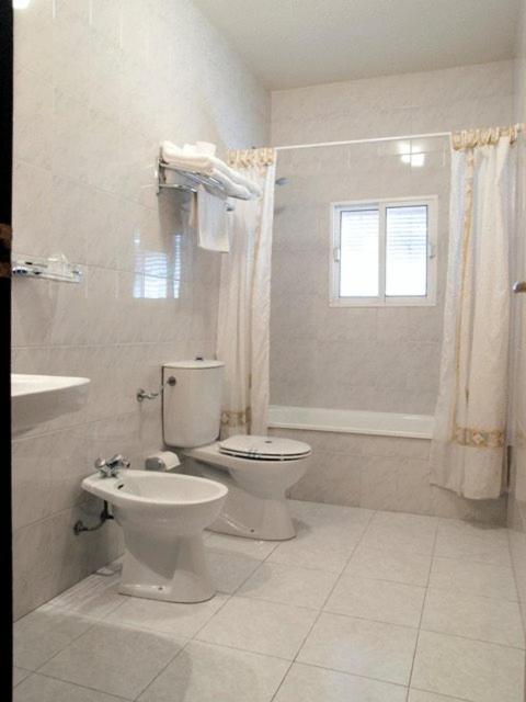 Hostal El Caballo Blanco Osuna Exteriör bild